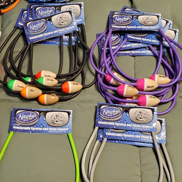 Sunglasses float - Picture 6 of 6